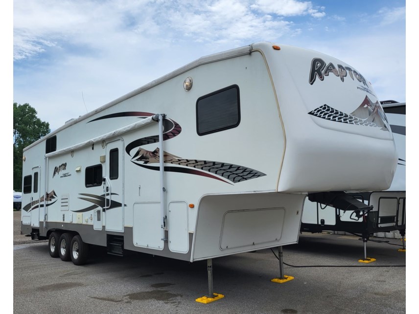 2005 Keystone Raptor 2005 Keystone Raptor 361
