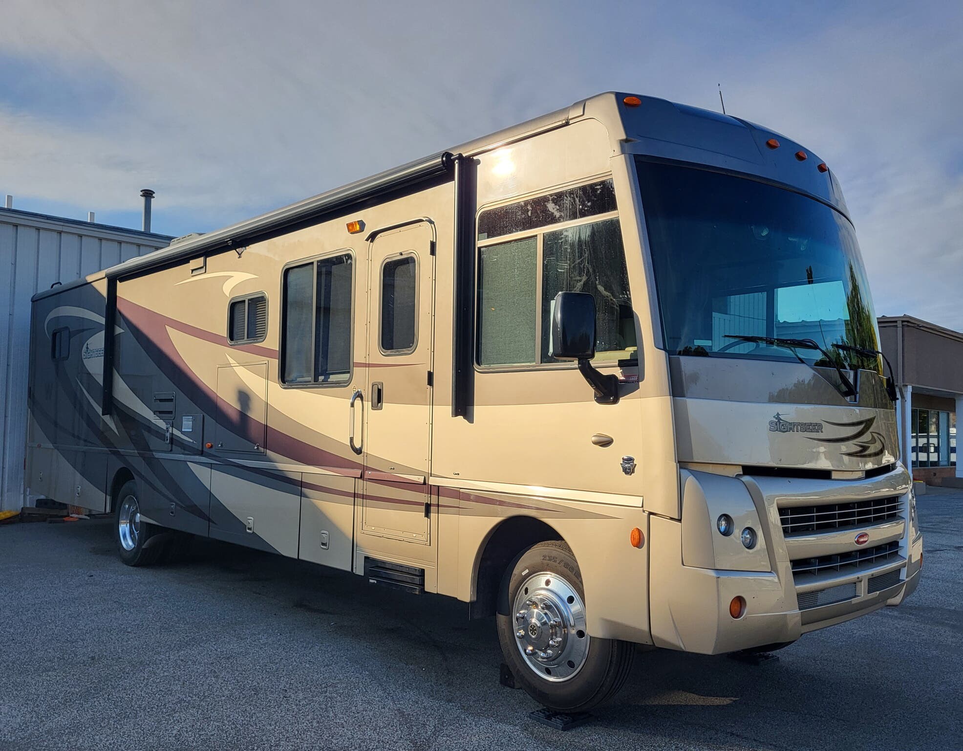 2011 Winnebago Sightseer 36V