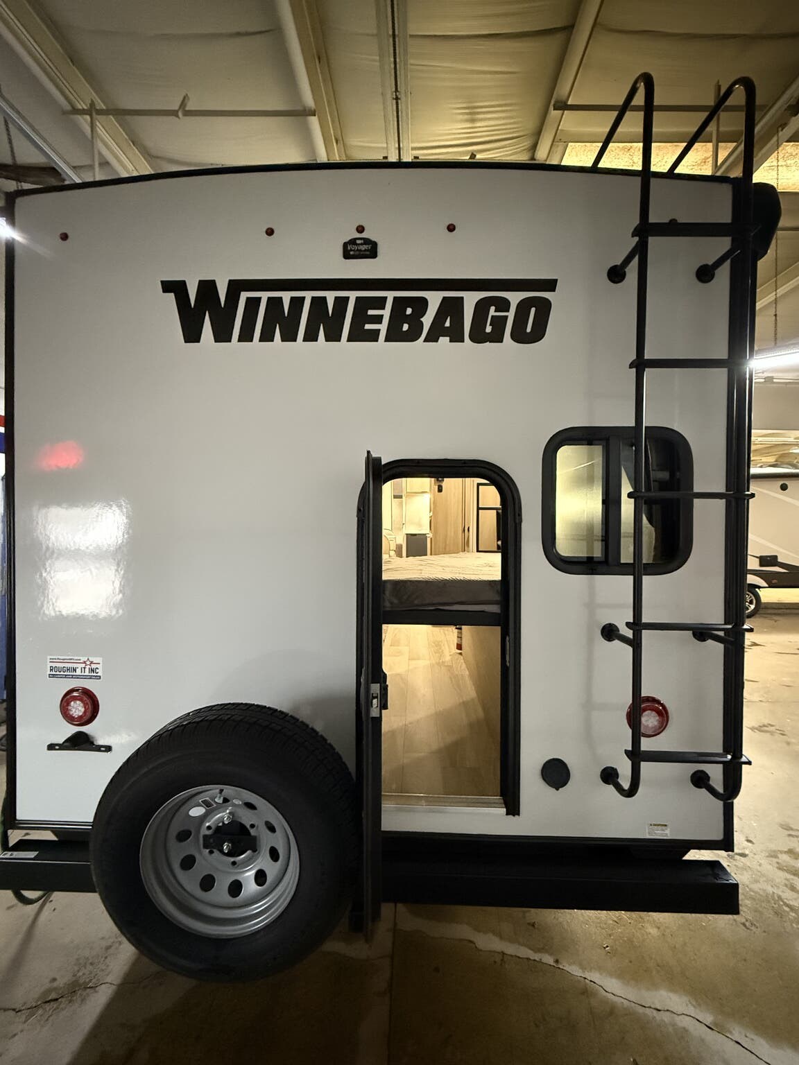 2023 Minnie 2801BHS by Winnebago from Roughin' It Inc in Madison, Ohio
