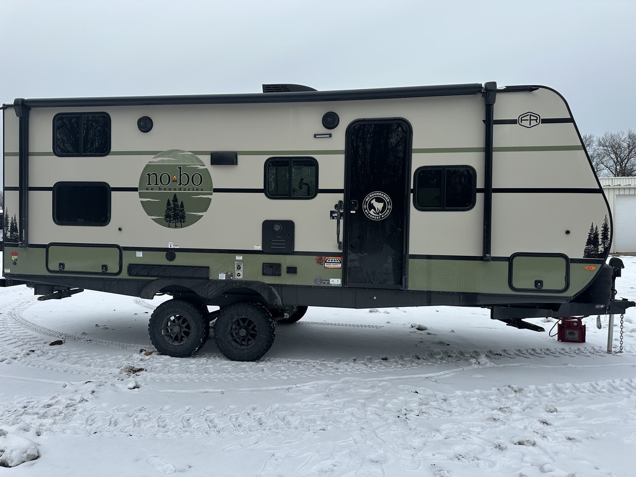2026 Forest River No Boundaries 20.3 BEAST MODE - New Travel Trailer For Sale by Roughin' It Inc in Madison, Ohio