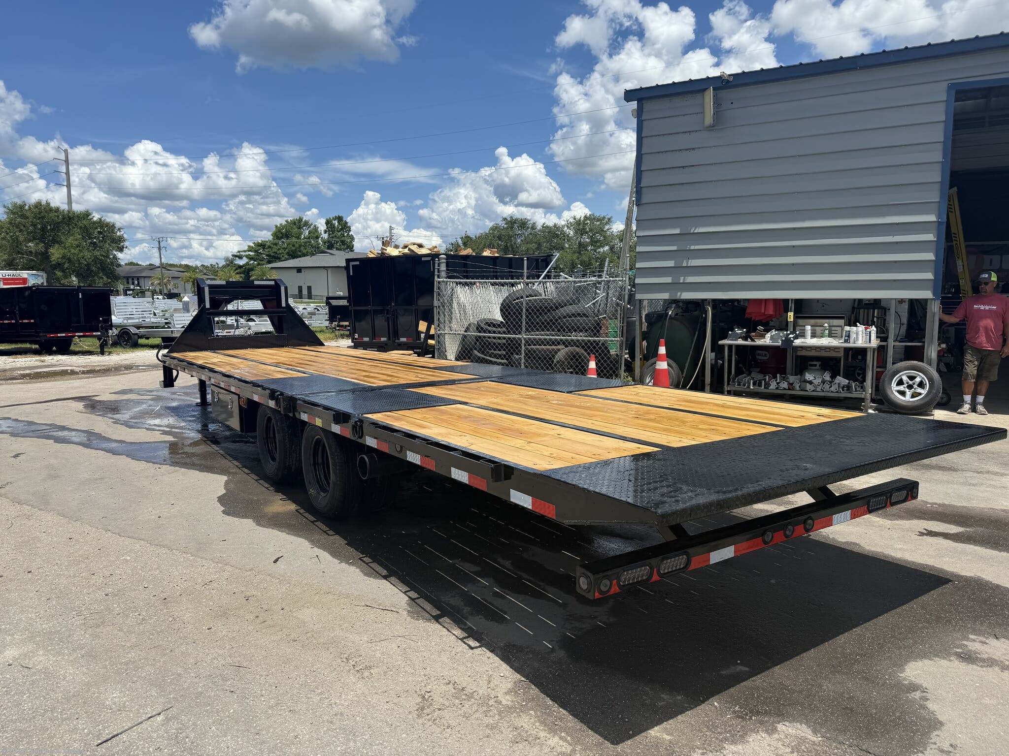 New 2025 Load Trail GL 102X32 Low Pro Gooseneck w/Hyd. Dove 24K GVWR available in Englewood, Florida