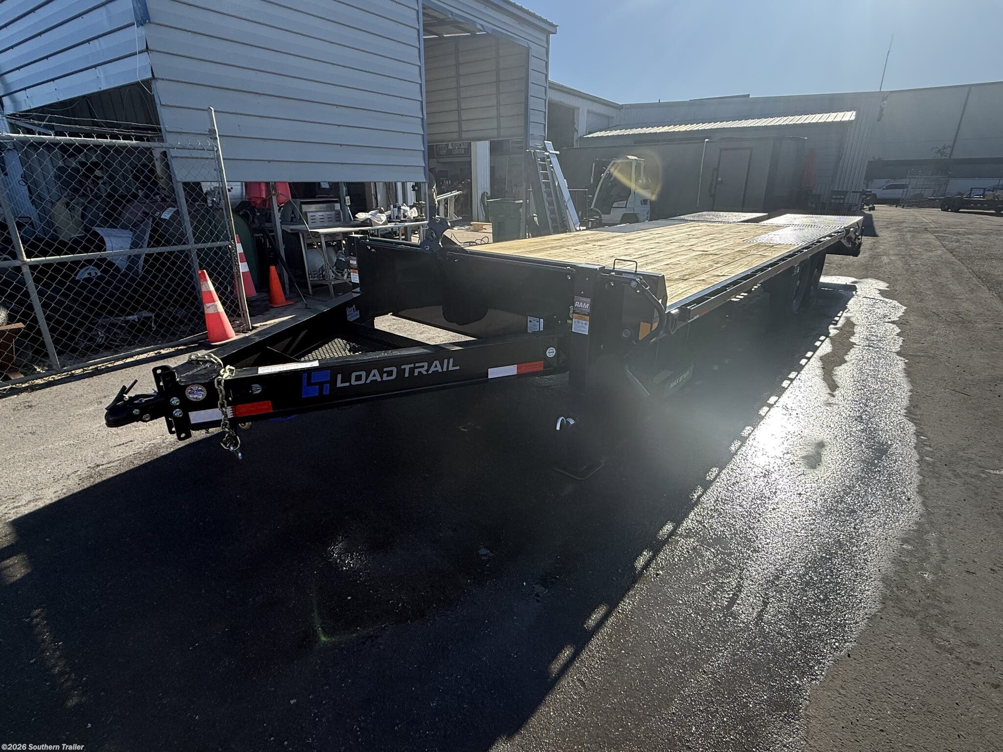 2026 Load Trail PS 102X24 Deckover Equipment Trailer w/MAX Ramps 14K