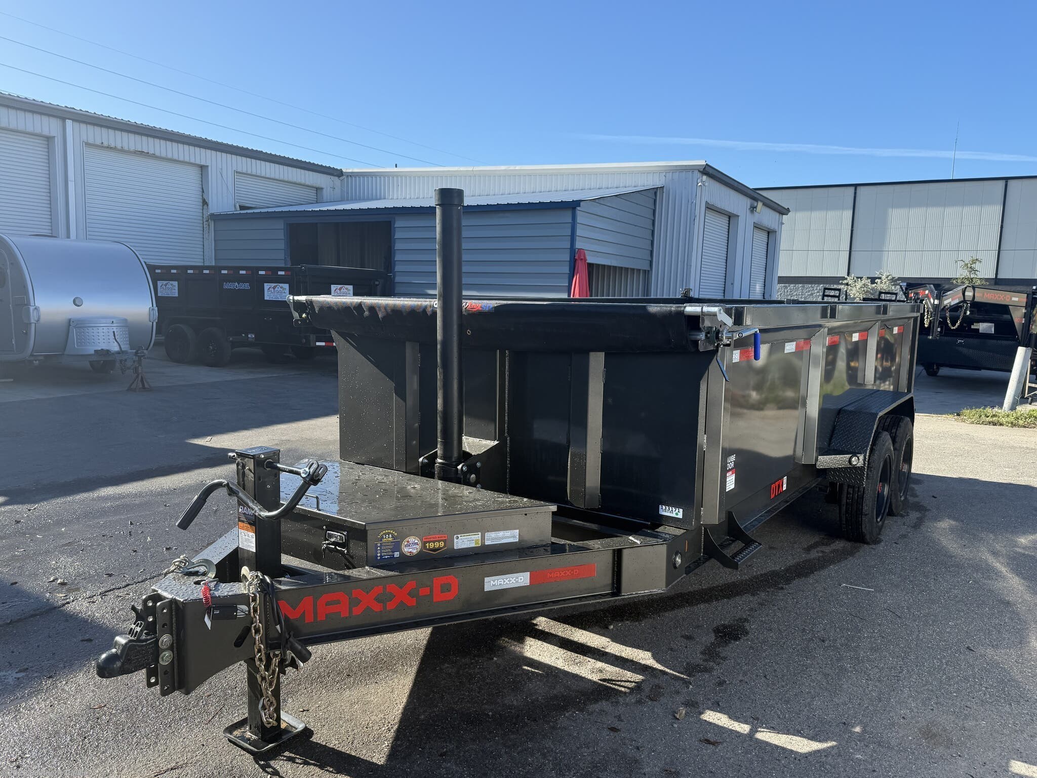 2026 MAXX-D 83X16X3 Telescopic Dump 7GA Floor 16K GVWR - New Dump Trailer for sale by Southern Trailer in Englewood, Florida