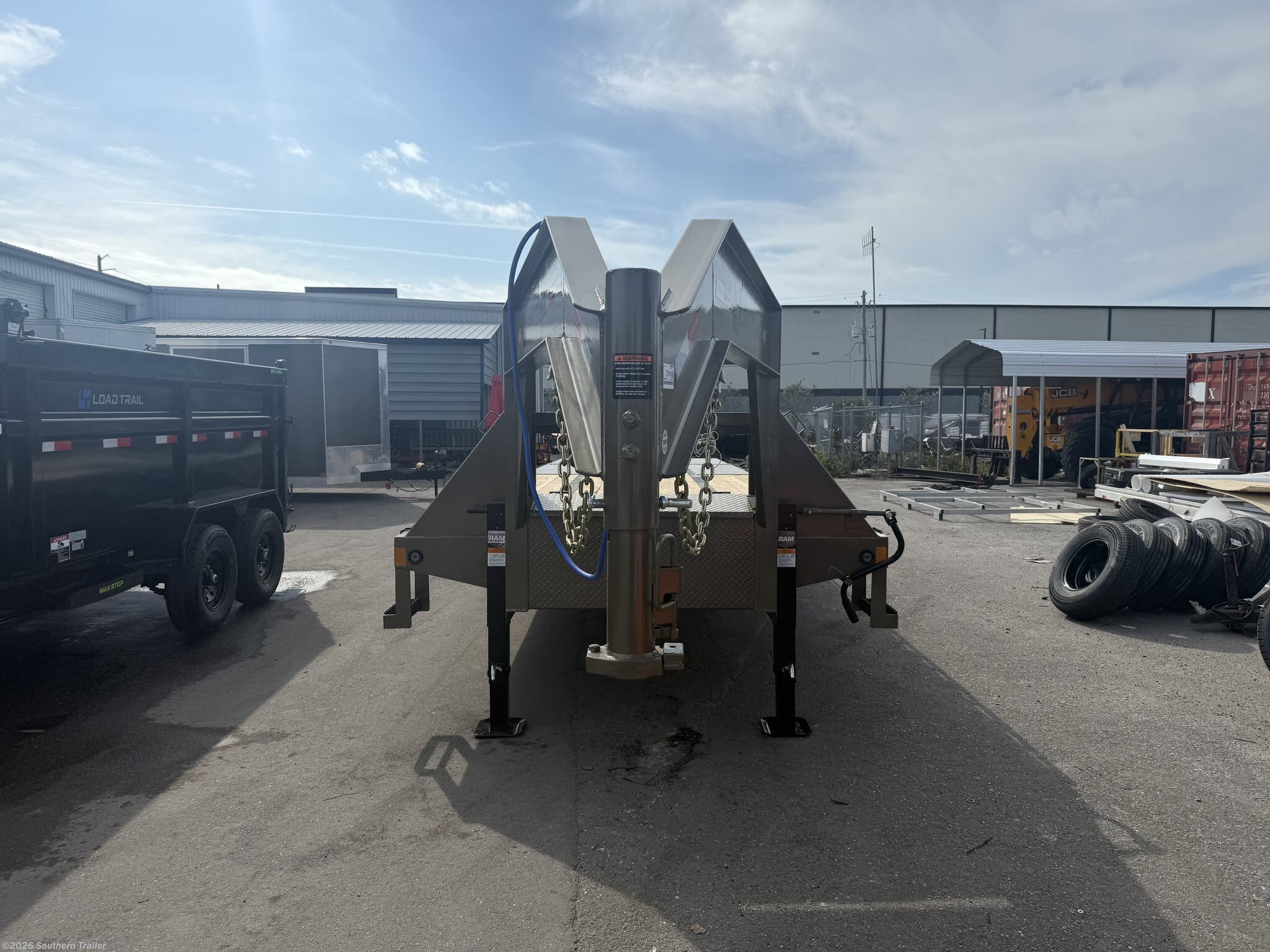 2026 GP 102X30 Low Pro Gooseneck Flatbed 24K GVWR by Load Trail from Southern Trailer in Englewood, Florida