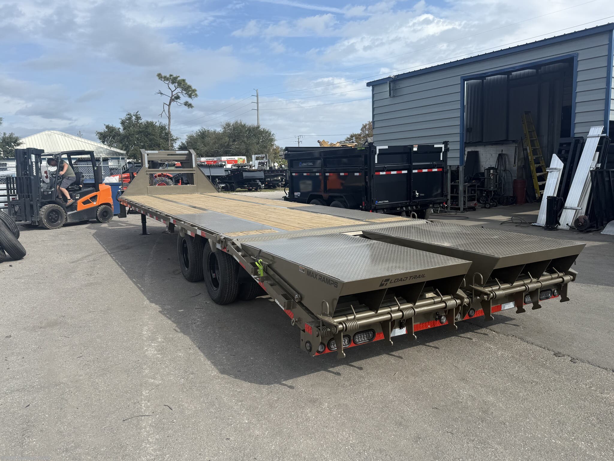 New 2026 Load Trail GP 102X30 Low Pro Gooseneck Flatbed 24K GVWR available in Englewood, Florida