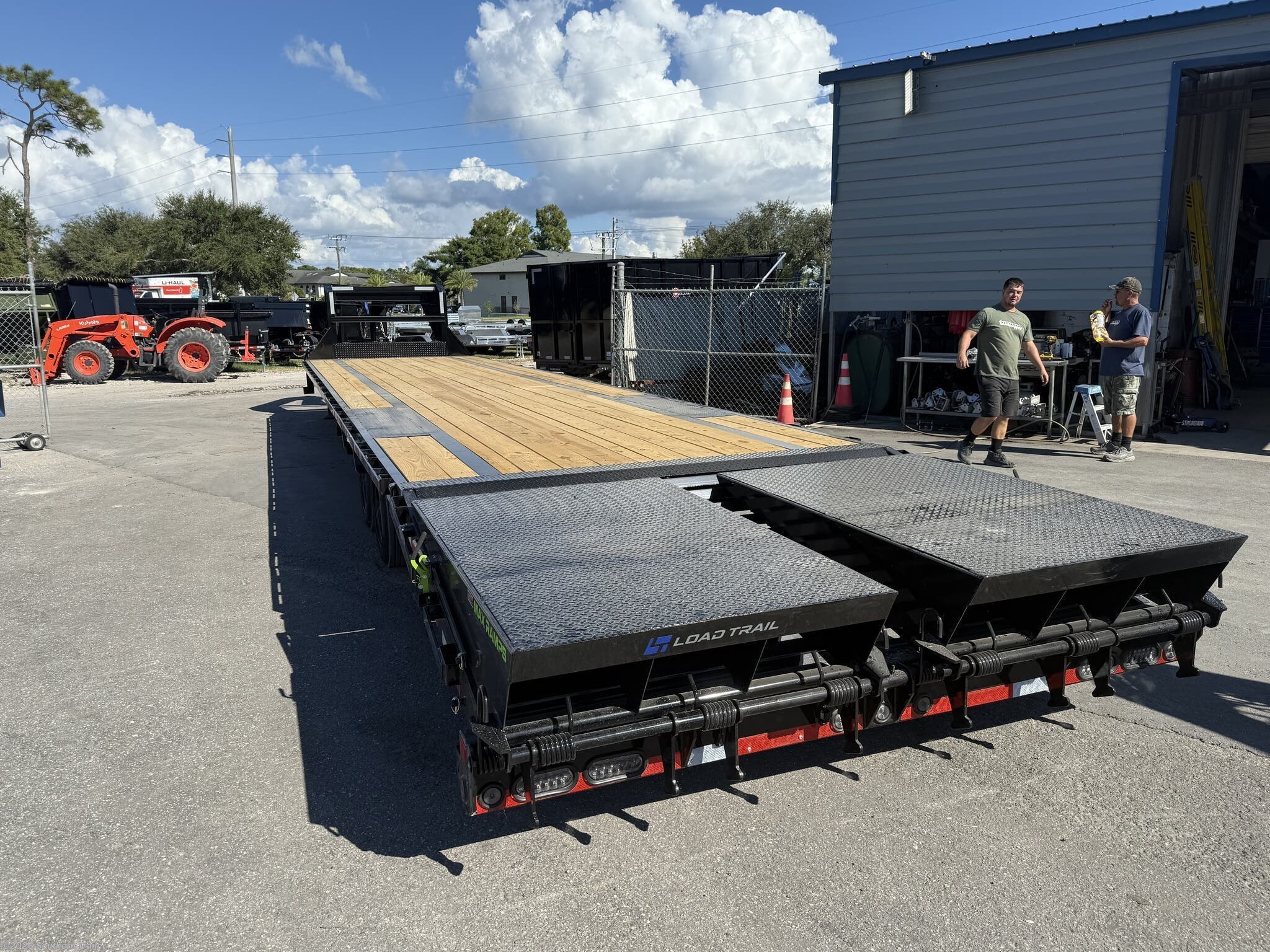 New 2026 Load Trail GP 102X40 Gooseneck Equipment Flatbed 16K GVWR available in Englewood, Florida