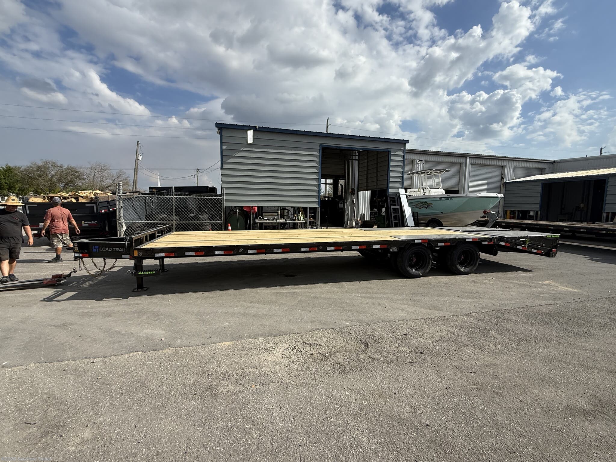 2026 PP 102X30 Deckover Equipment Flatbed 24K GVWR by Load Trail from Southern Trailer in Englewood, Florida