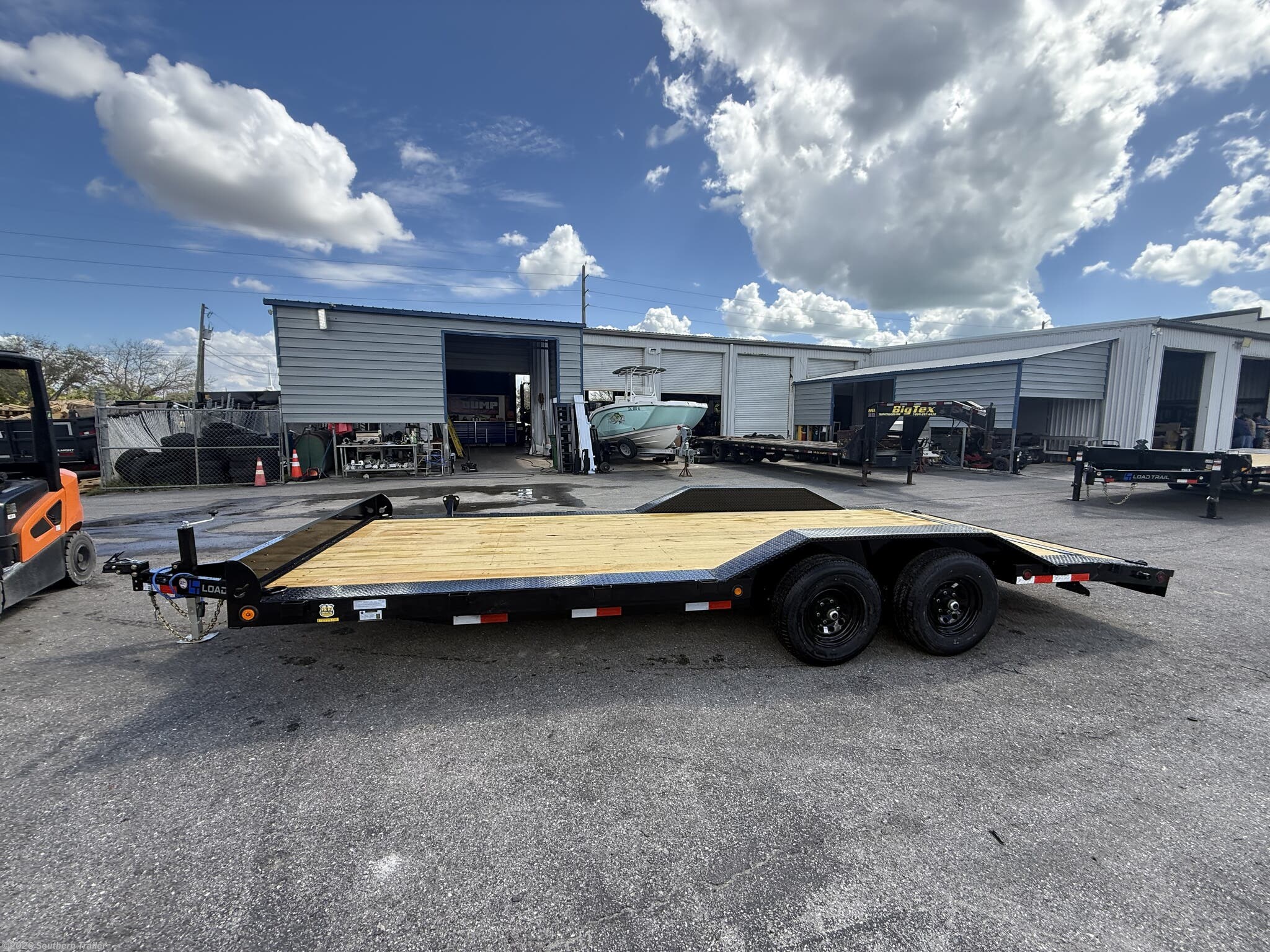 2026 CH 102X20 Drive Over Fender Equipment Trailer 9.9K by Load Trail from Southern Trailer in Englewood, Florida