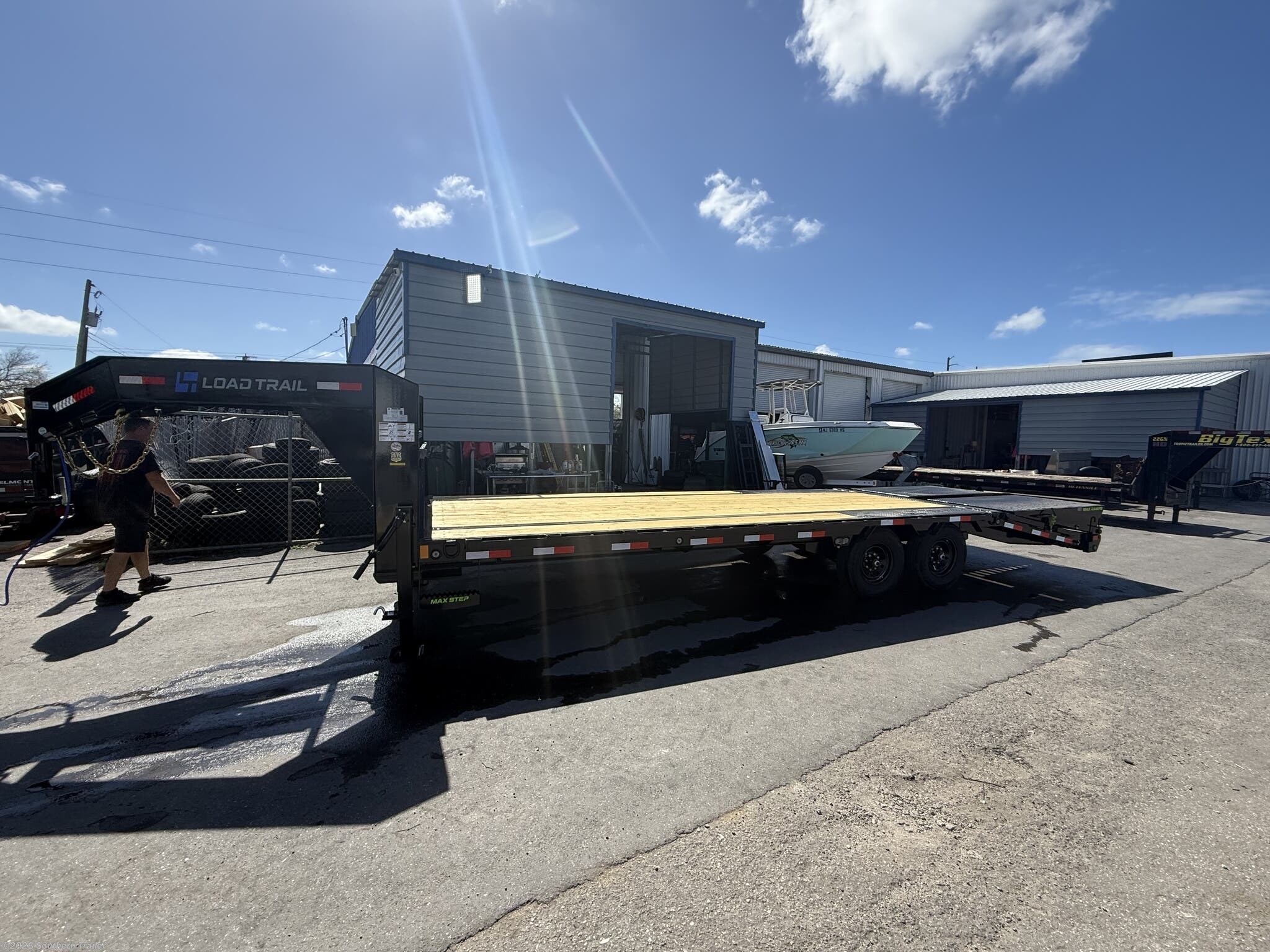 2026 GP 102X25 Gooseneck Equipment Deckover 14K GVWR by Load Trail from Southern Trailer in Englewood, Florida