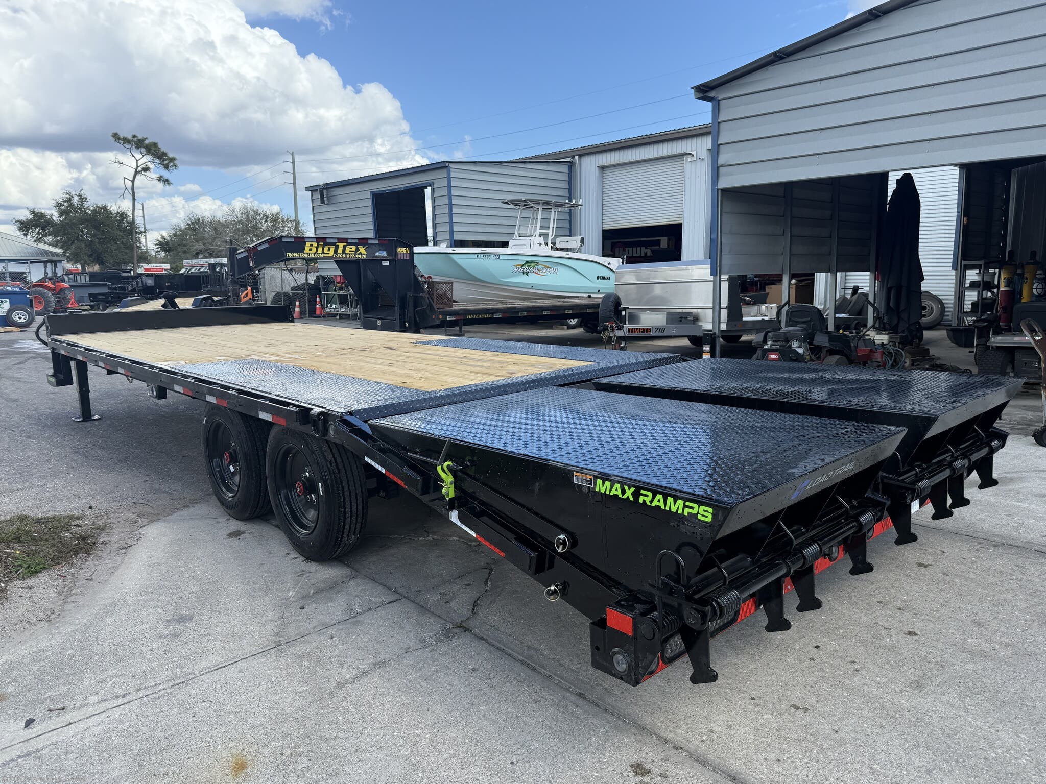 2026 PS 102X24 Deckover Trailer w/MAX Ramps 16K GVWR by Load Trail from Southern Trailer in Englewood, Florida