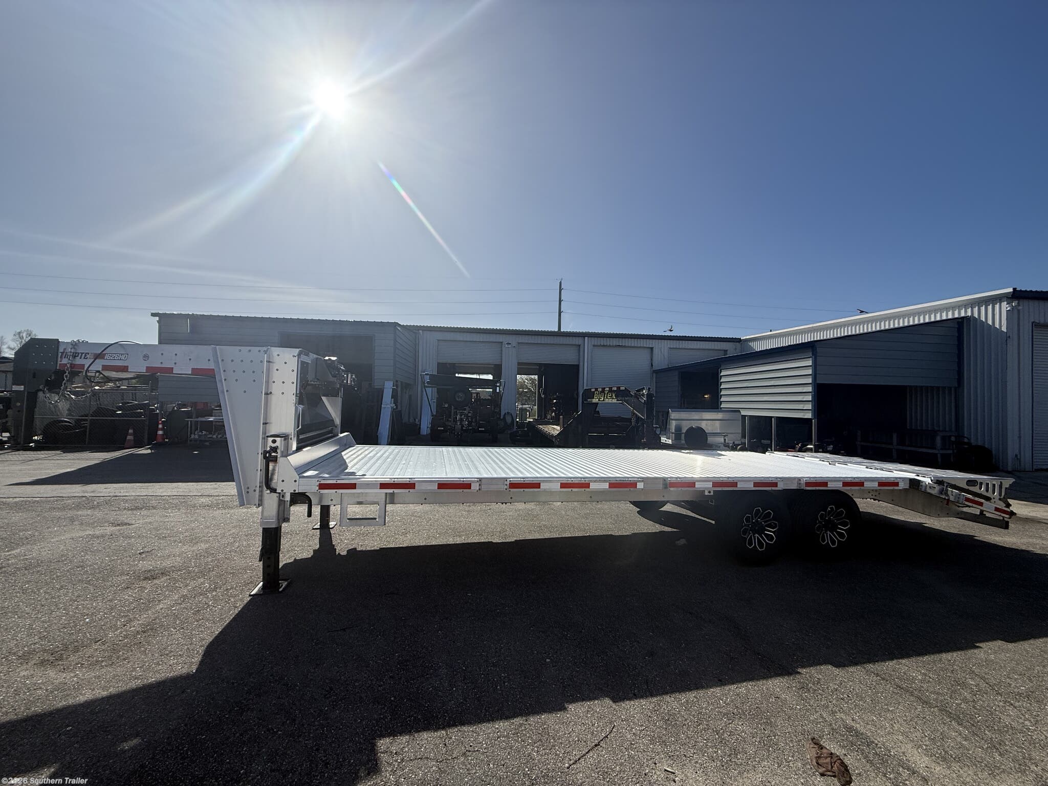 New 2027 Timpte 26' Gooseneck Aluminum Deckover Trailer  16K GVWR available in Englewood, Florida