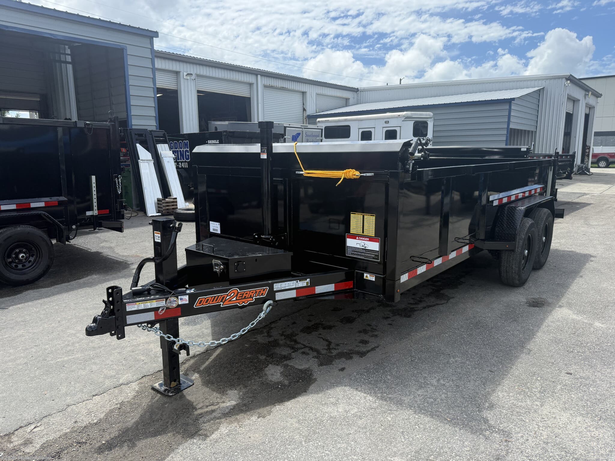 2026 Down 2 Earth 82X14 Telescopic Dump Trailer 7GA Floor 14K GVWR - New Dump Trailer for sale by Southern Trailer in Englewood, Florida