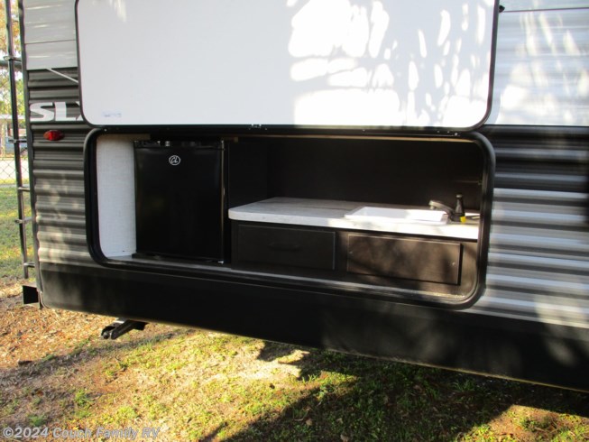2022 Jayco Jay Flight SLX 8 295BHS - New Travel Trailer For Sale by Couch Family RV in Cross City, Florida features Surround Sound System, Refrigerator, Awning, Spare Tire Kit, Outside Kitchen