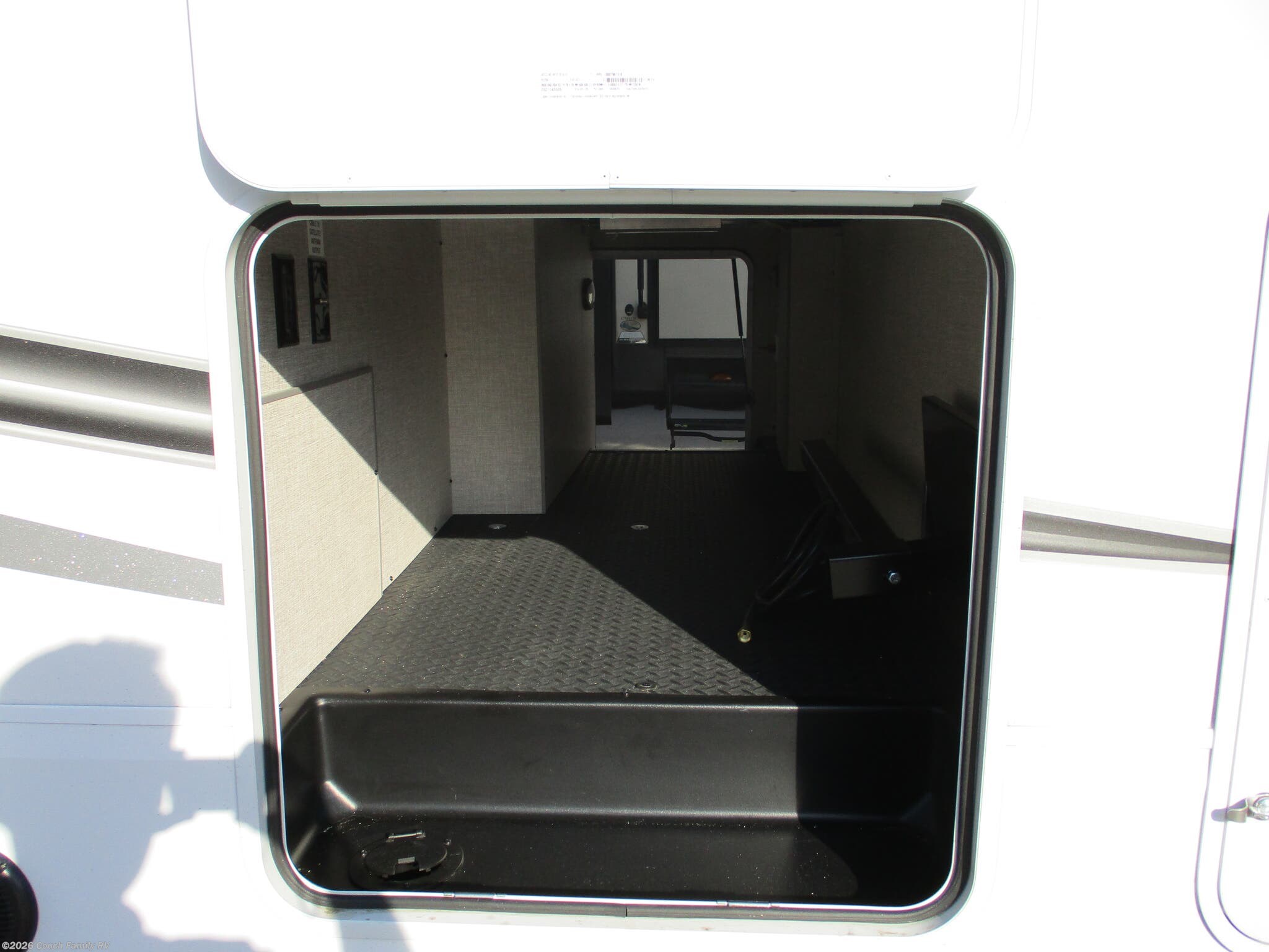 2022 Jayco Eagle HT 28.5RSTS - Used Fifth Wheel For Sale by Couch Family RV in Cross City, Florida features Leveling Jacks, Free Standing Dinette w/Chairs, CO Detector, Skylight, LP Detector