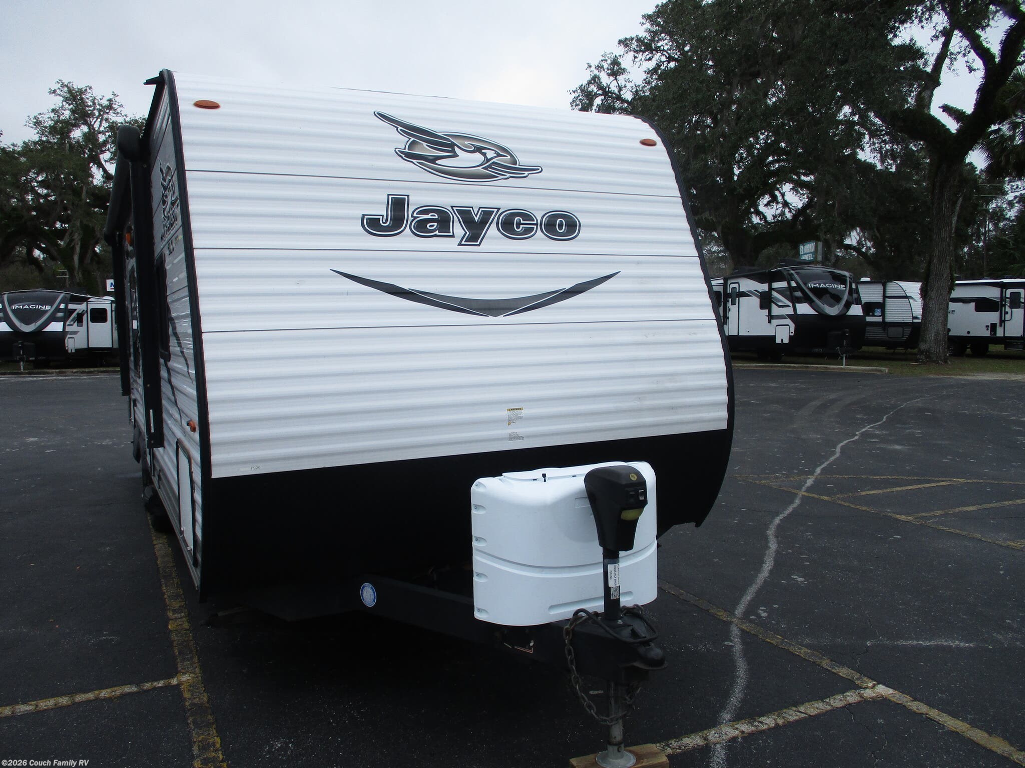 2018 Jayco Jay Flight SLX 264BHW - Used Travel Trailer For Sale by Couch Family RV in Cross City, Florida features CO Detector, Skylight, Booth Dinette, Oven, LP Detector