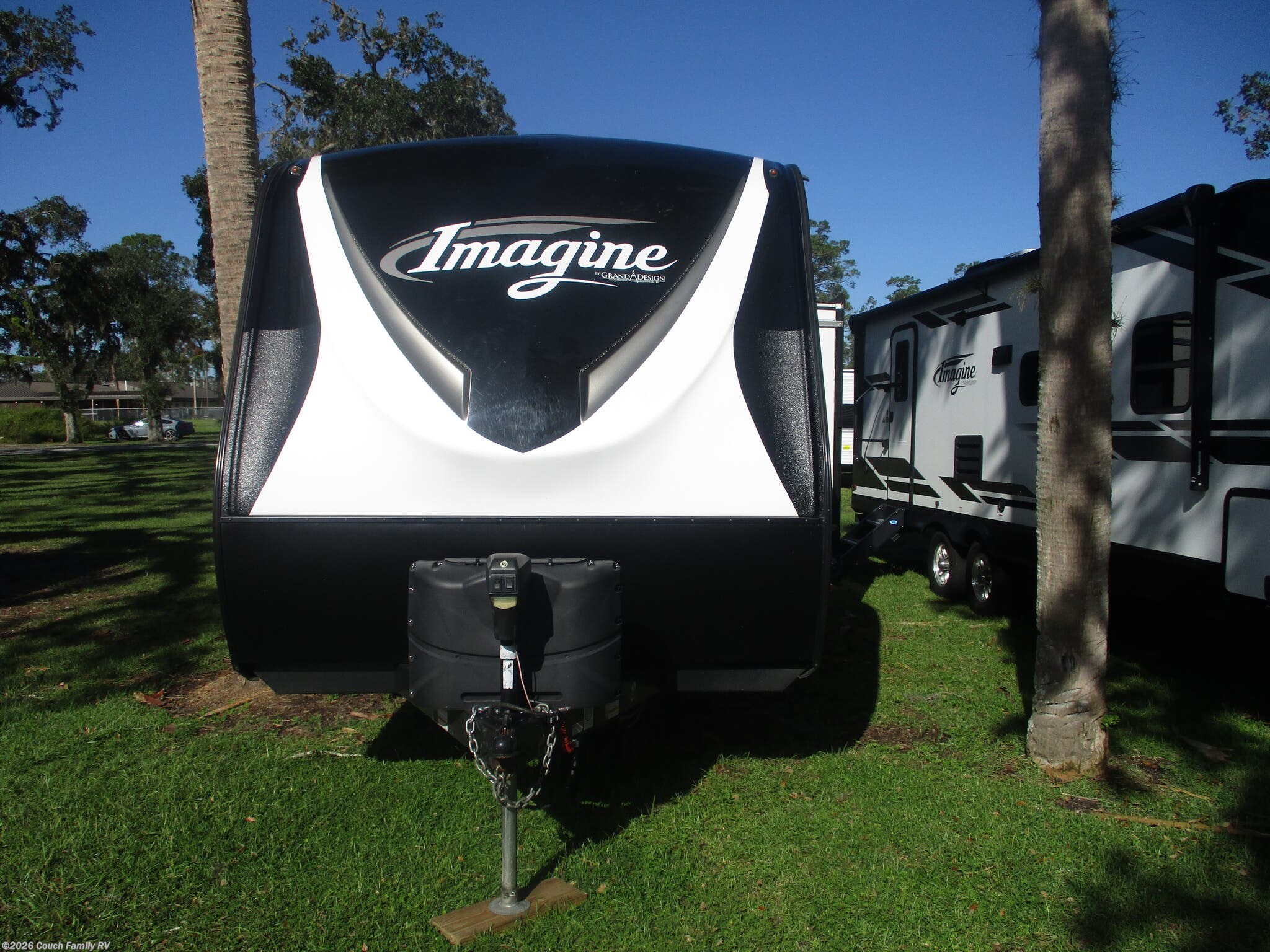 2020 Grand Design Imagine 2500RL - Used Travel Trailer For Sale by Couch Family RV in Cross City, Florida features Exterior Speakers, Air Conditioning, U-Shaped Dinette, Shower, Awning
