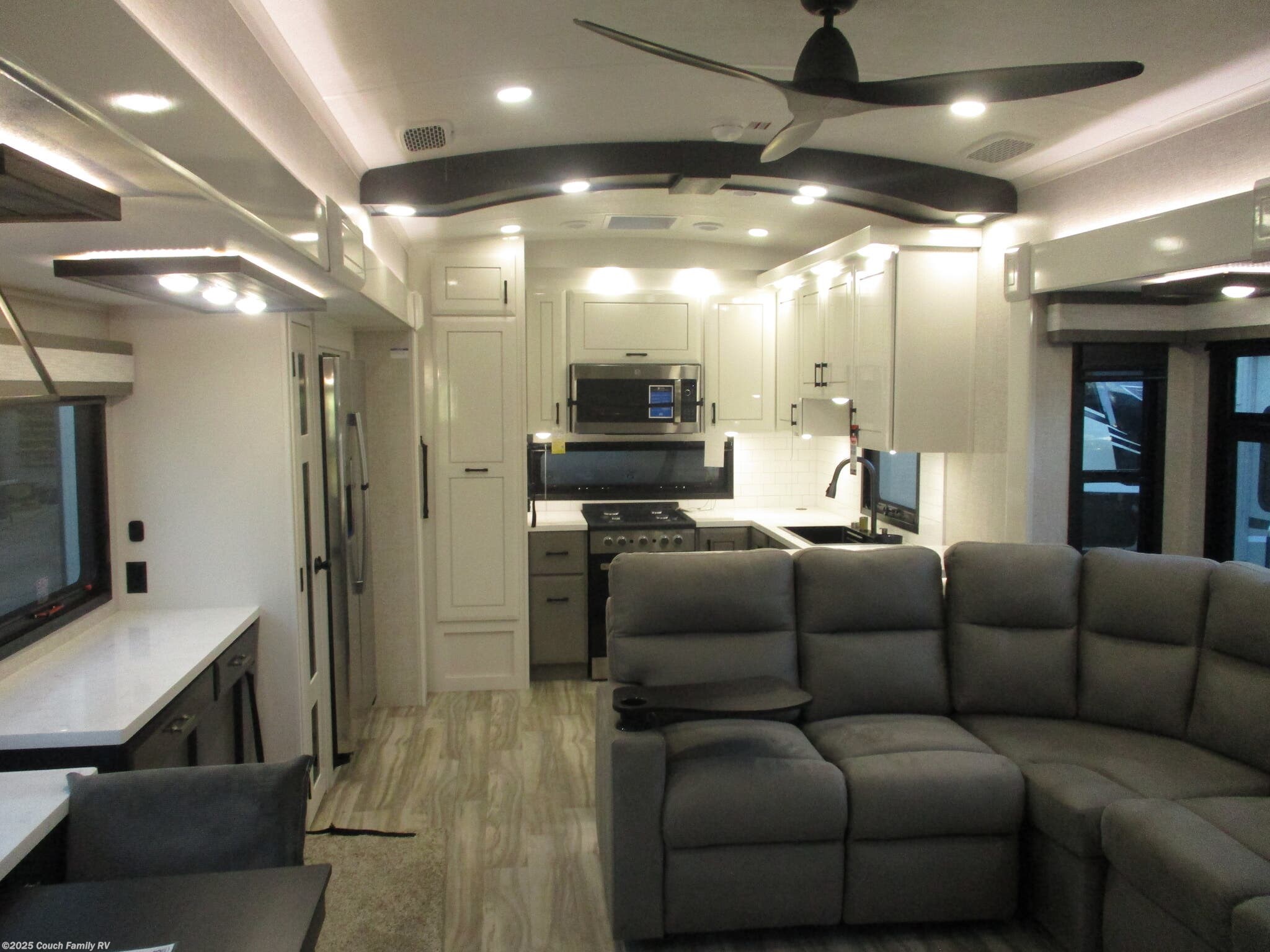 2025 Jayco Pinnacle 38FBRK
