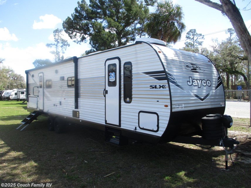 New 2025 Jayco Jay Flight SLX 330TBS available in Cross City, Florida