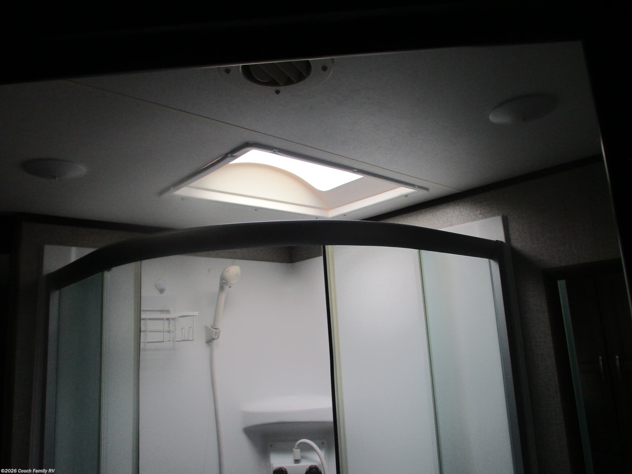 2026 Grand Design Imagine 2970RL - New Travel Trailer For Sale by Couch Family RV in Cross City, Florida features Auxiliary Battery, Medicine Cabinet, Shower, Microwave, Refrigerator