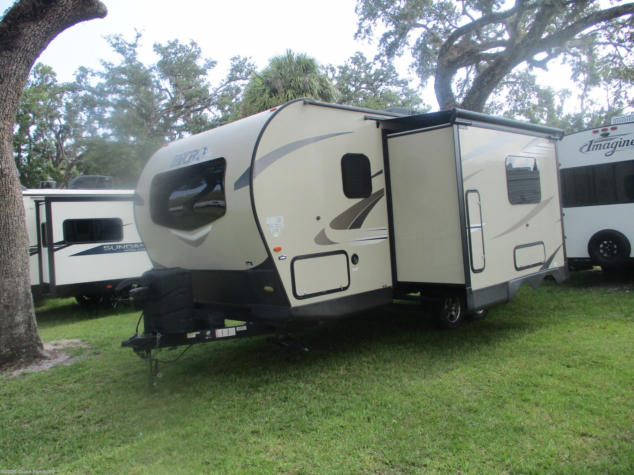 2019 Flagstaff Micro Lite 21DS by Forest River from Couch Family RV in Cross City, Florida