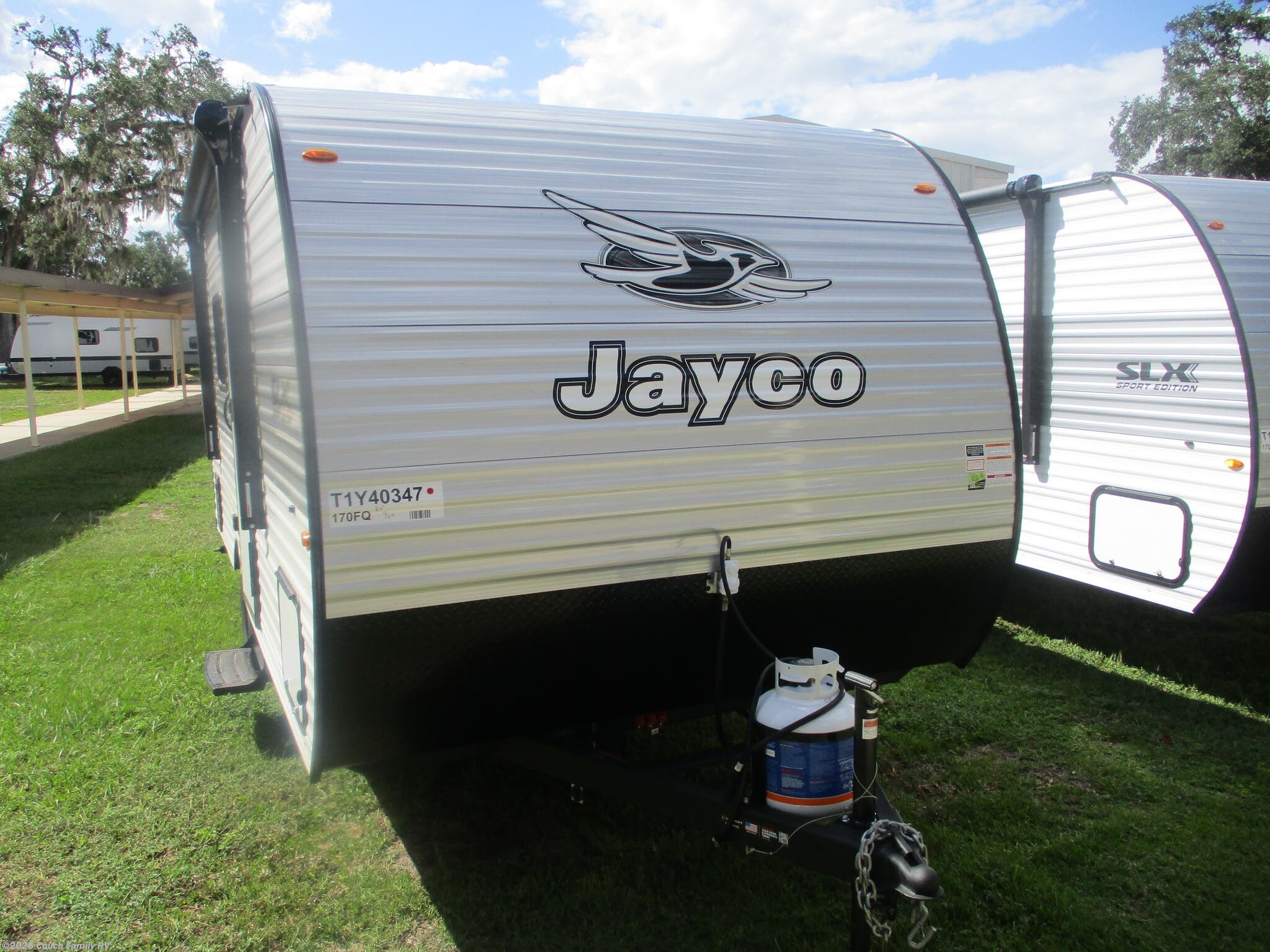 2026 Jayco Jay Flight SLX 170FQ - New Travel Trailer For Sale by Couch Family RV in Cross City, Florida features TV Antenna, Detachable, Oven, Power Awning, Skylight