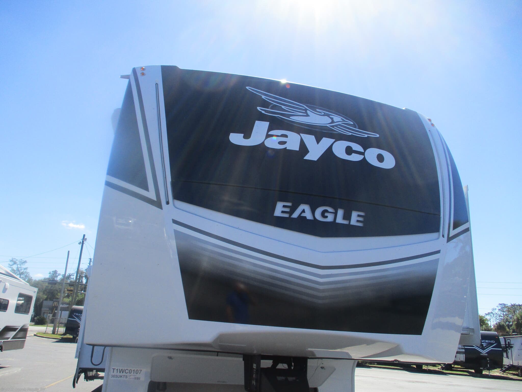 2026 Jayco Eagle 365UKTS - New Fifth Wheel For Sale by Couch Family RV in Cross City, Florida features Dinette, Skylight, Microwave, Washer/Dryer Prep, Glass Shower Door