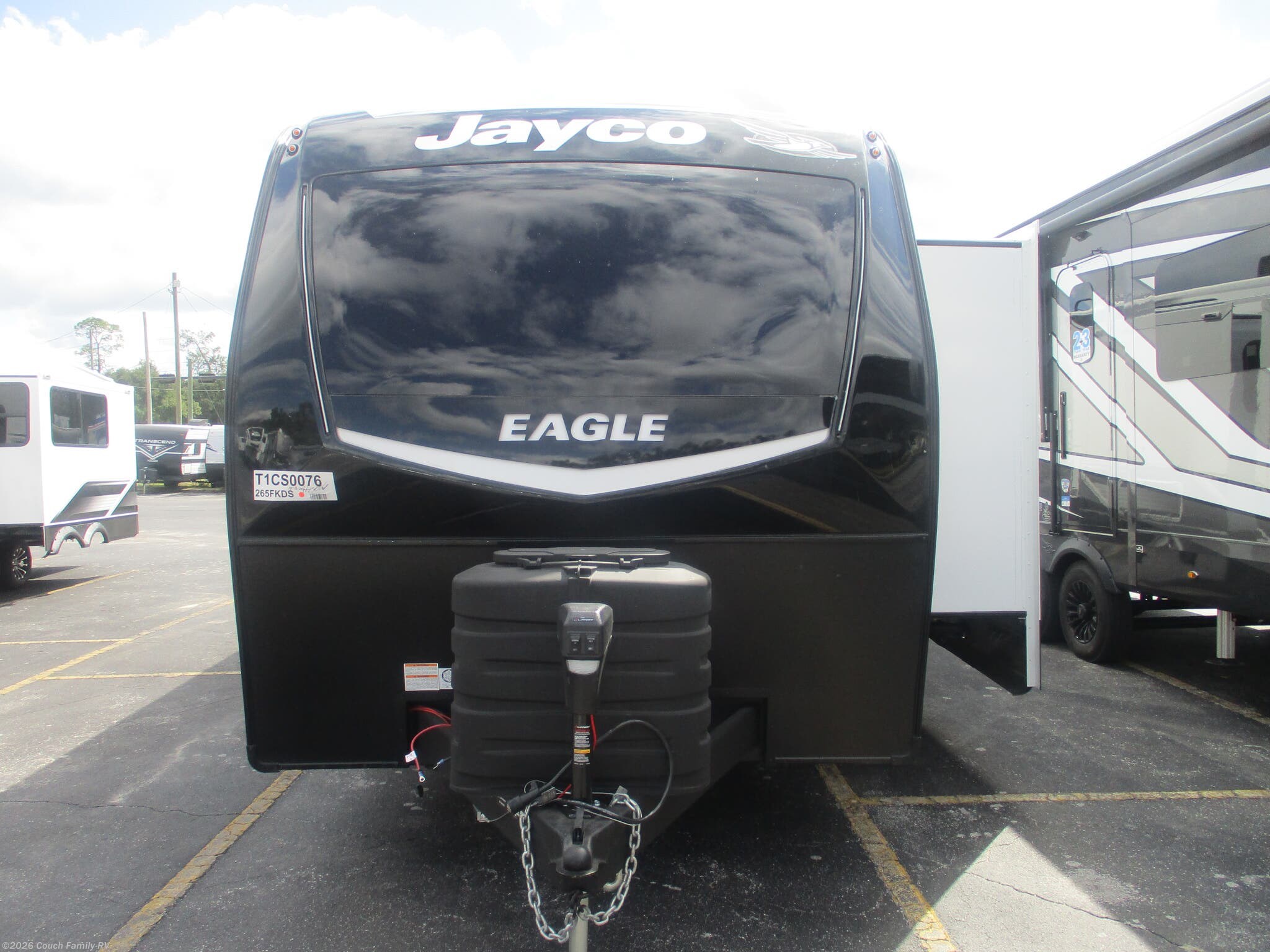 2026 Jayco Eagle HT 265FKDS - New Travel Trailer For Sale by Couch Family RV in Cross City, Florida features Microwave, Refrigerator, Smart TV, Heated Underbelly, Washer/Dryer Prep