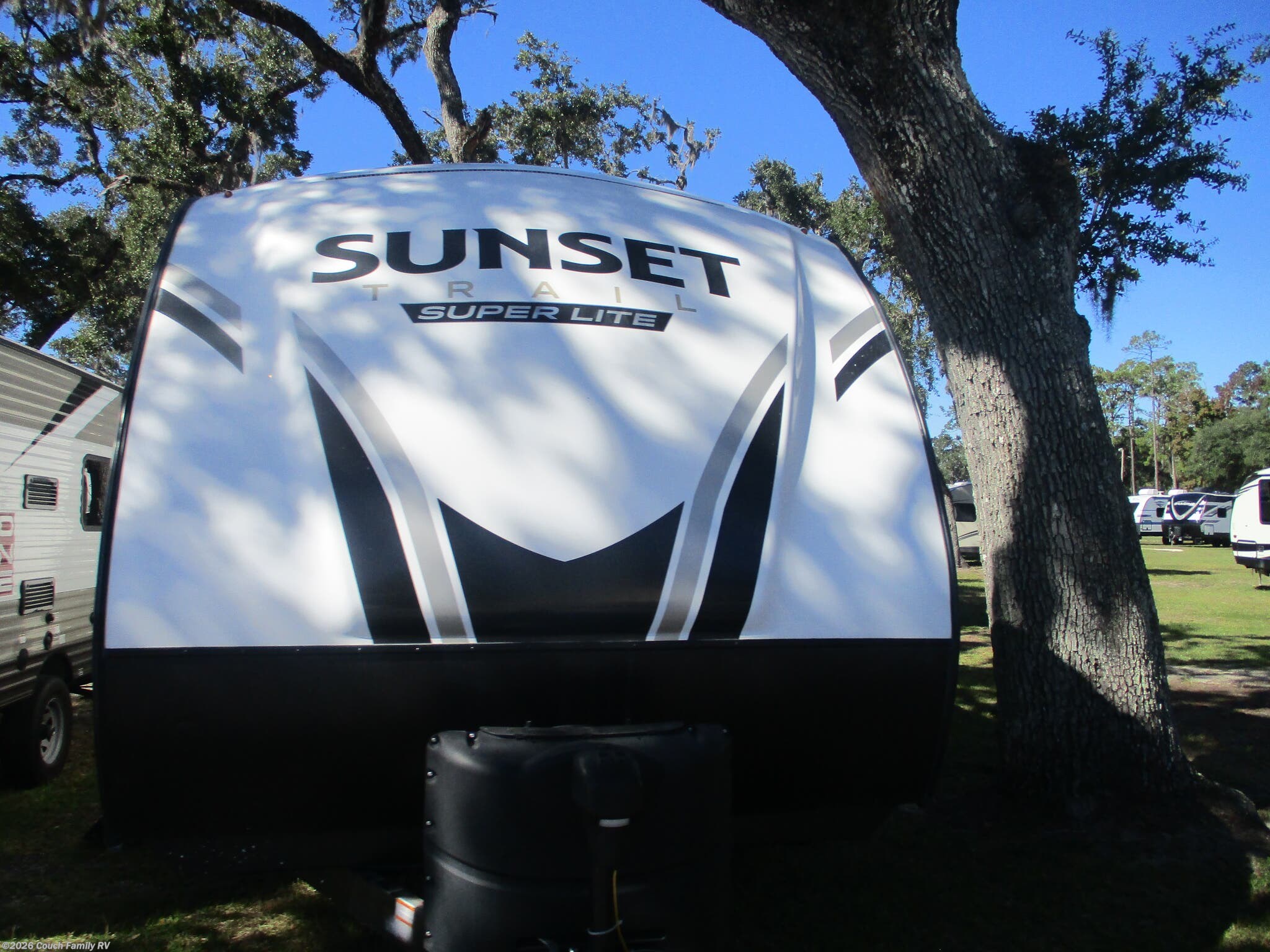 2023 CrossRoads Sunset Trail Super Lite 253 ROB - Used Travel Trailer For Sale by Couch Family RV in Cross City, Florida features TV, LP Detector, Oven, DVD Player, External Shower