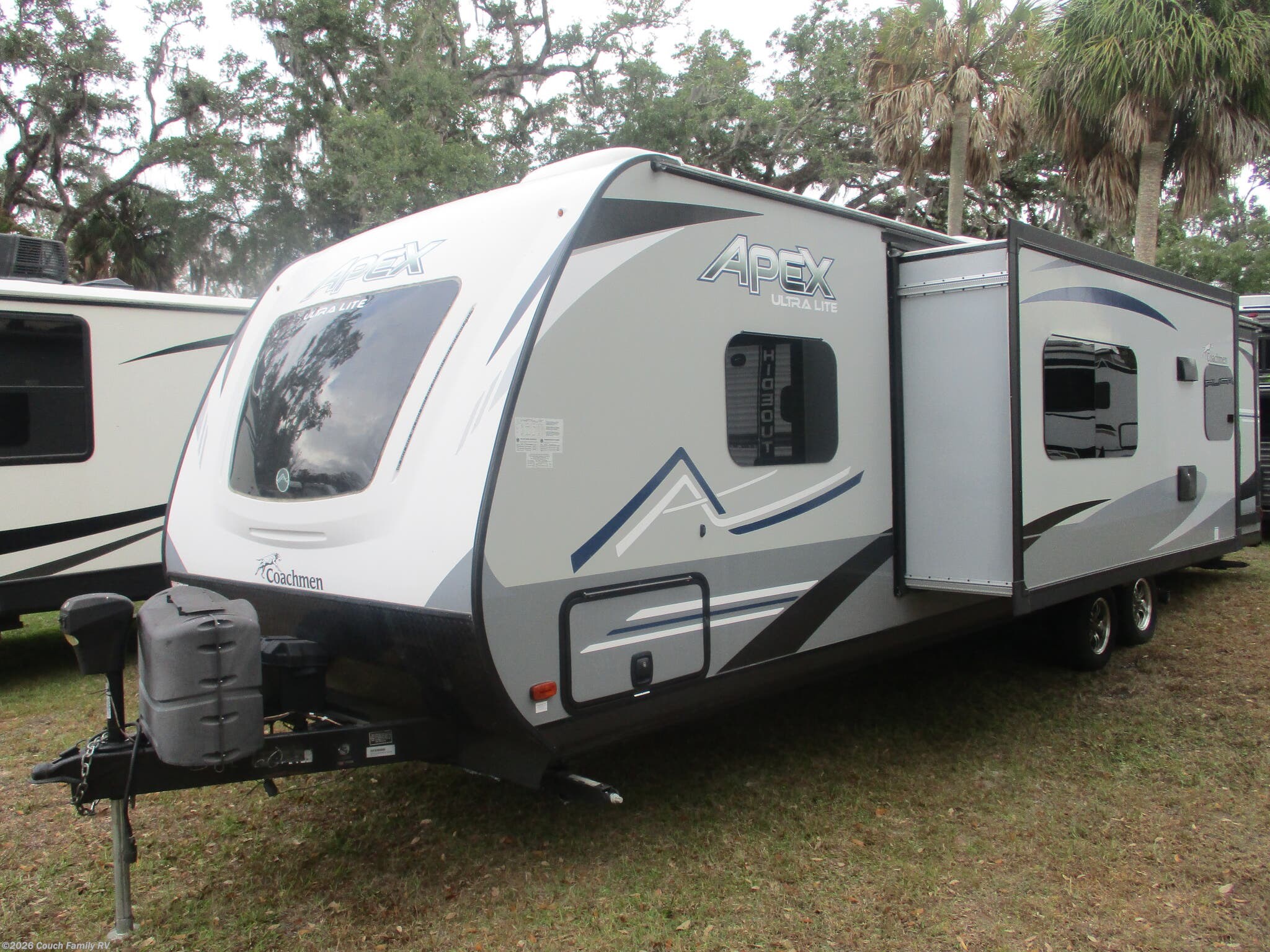 2021 Apex Ultra-Lite 300BHS by Coachmen from Couch Family RV in Cross City, Florida