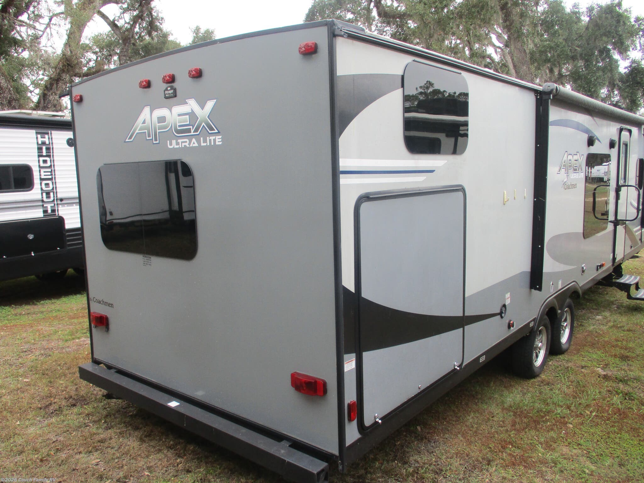 Used 2021 Coachmen Apex Ultra-Lite 300BHS available in Cross City, Florida