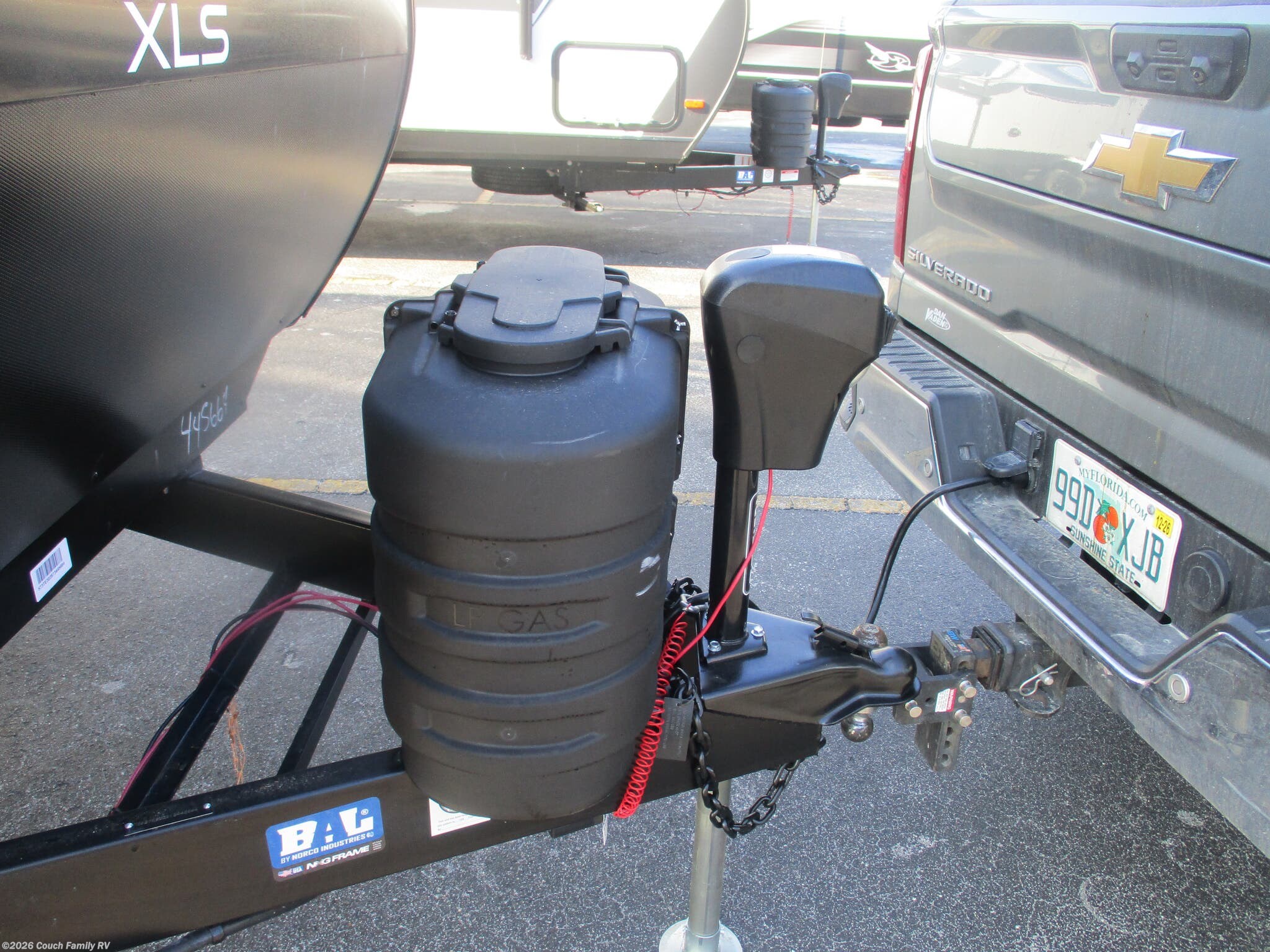 2026 Grand Design Imagine XLS 25RLE - New Travel Trailer For Sale by Couch Family RV in Cross City, Florida features Power Awning, Oven, Detachable Power Cord, Hitch, Skylight