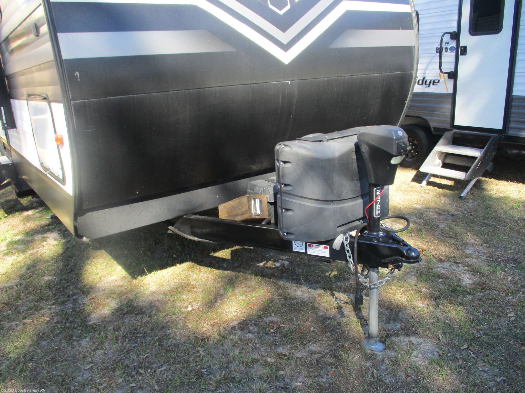 2021 Grand Design Transcend Xplor 247BH - Used Travel Trailer For Sale by Couch Family RV in Cross City, Florida features TV, Solar Prep, Detachable Power Cord, Booth Dinette, Shower