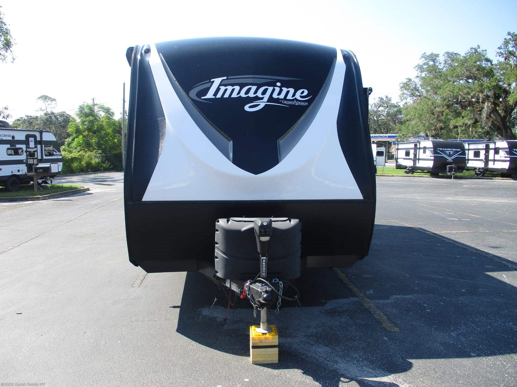2022 Grand Design Imagine 2600RB - Used Travel Trailer For Sale by Couch Family RV in Cross City, Florida features Stove Top Burner, Microwave, Exterior Speakers, TV, Air Conditioning