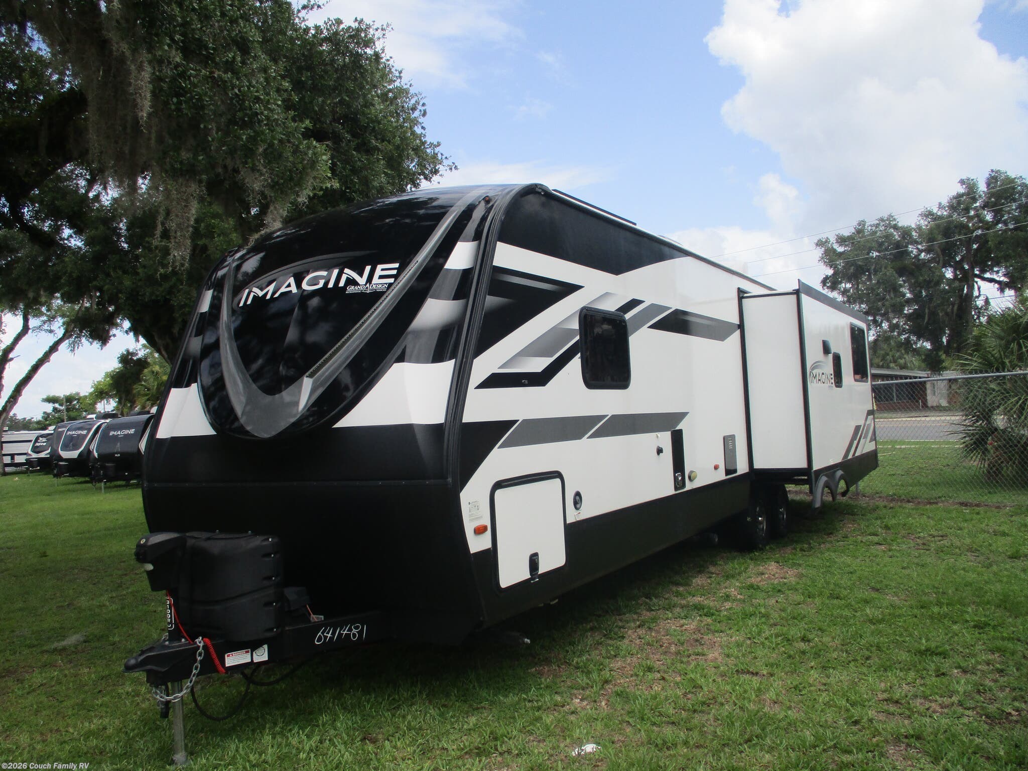 2023 Grand Design Imagine 3100RD - Used Travel Trailer For Sale by Couch Family RV in Cross City, Florida features Shower, Fireplace, Skylight, Water Heater, Theater Seating