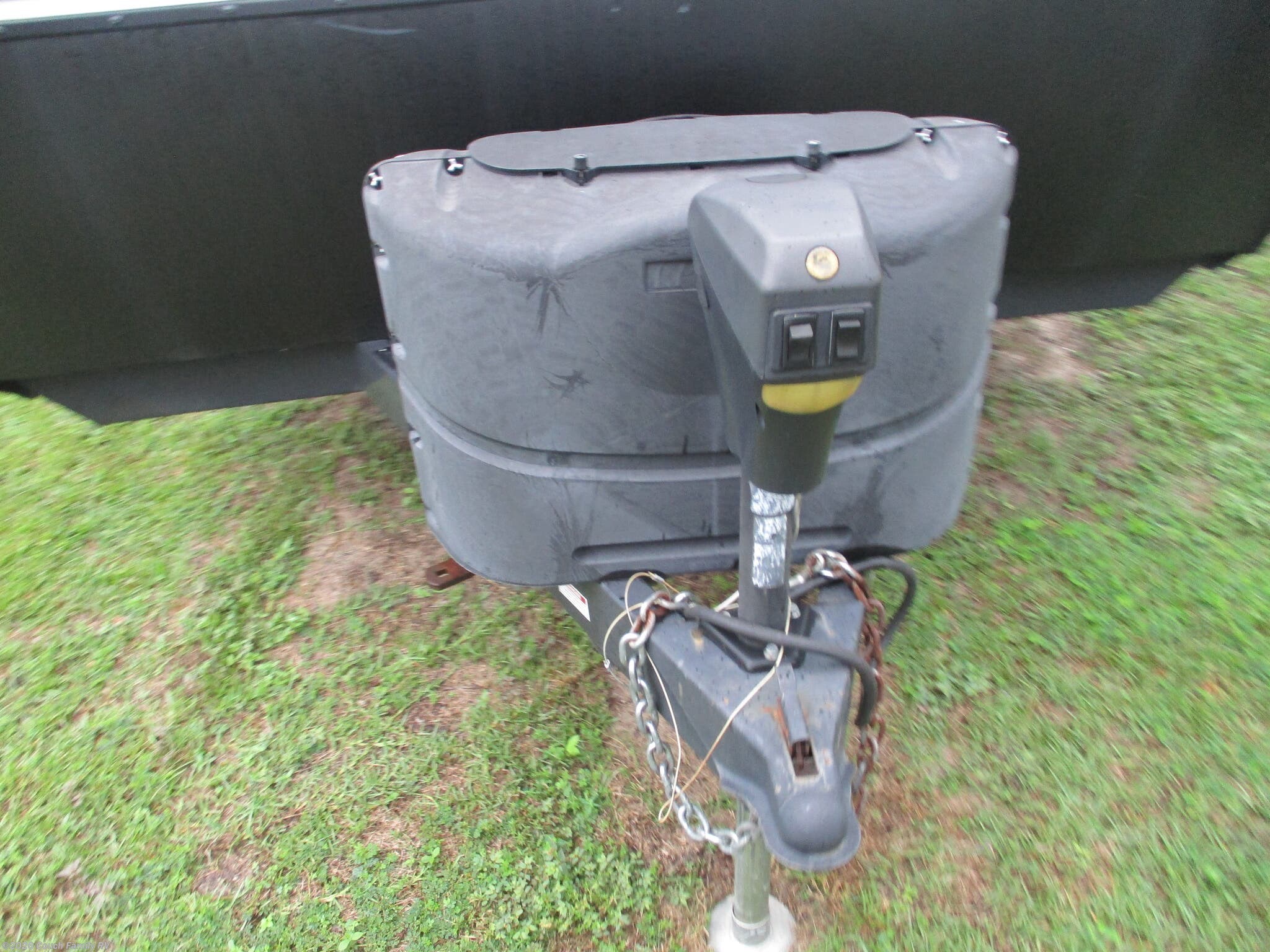 2018 Grand Design Imagine 2600RB - Used Travel Trailer For Sale by Couch Family RV in Cross City, Florida features Pass Thru Storage, Furnace, Detachable, Shower, Black Tank Flush