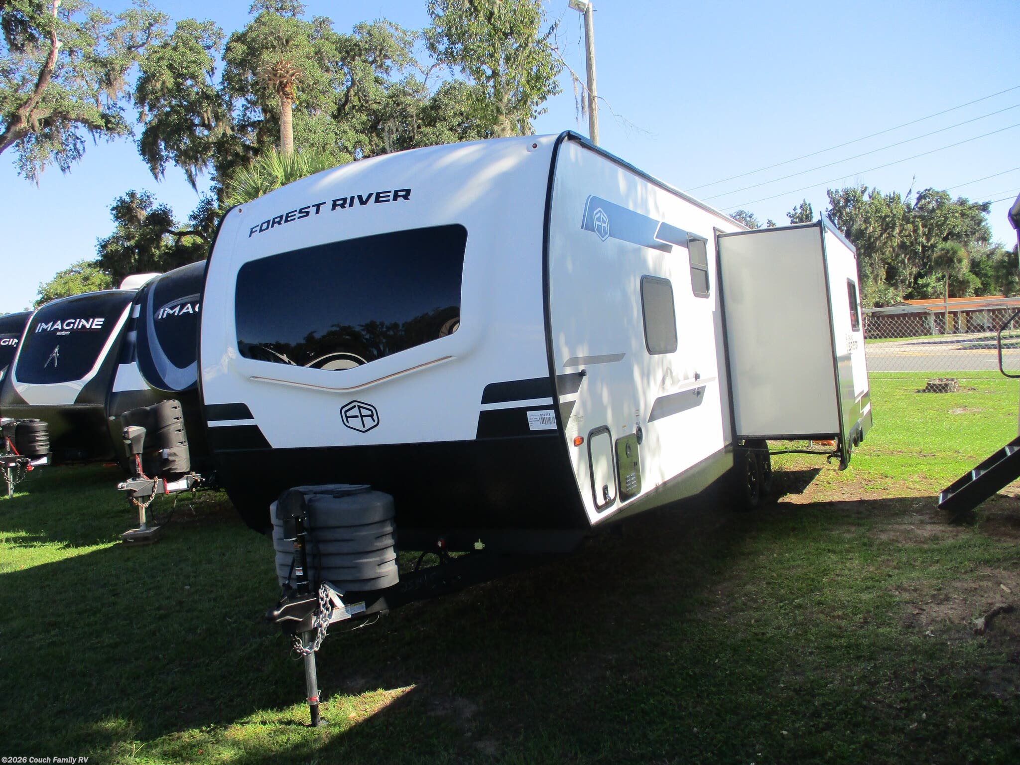 2025 Grand Surveyor 253RLS by Forest River from Couch Family RV in Cross City, Florida