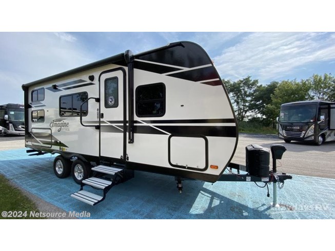 New 2022 Grand Design Imagine XLS 21BHE available in Burns Harbor, Indiana