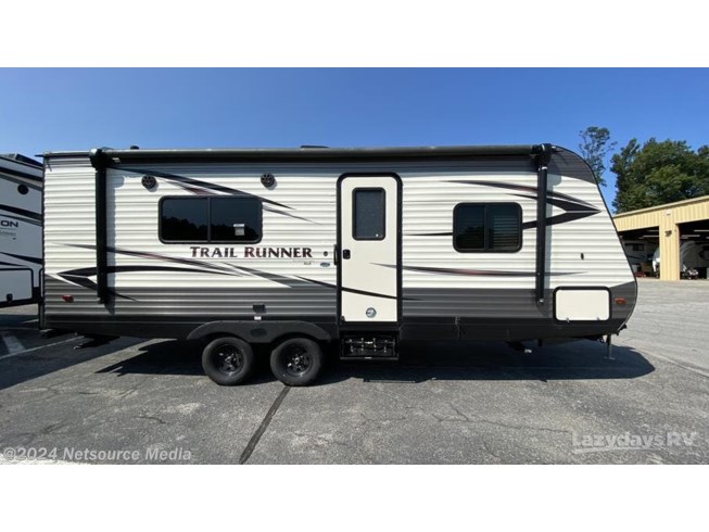 2019 Heartland Trail Runner SLE 24 - Used Travel Trailer For Sale by Lazydays RV of Chicagoland in Burns Harbor, Indiana