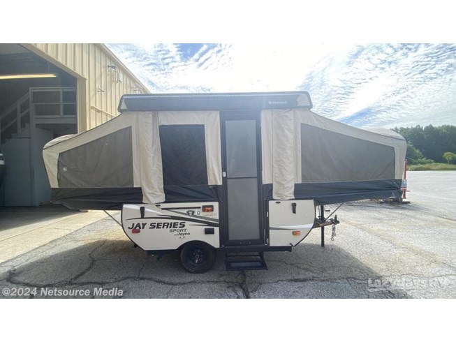 2016 Jayco Jay Series Sport 8SD - Used Popup For Sale by Lazydays RV of Chicagoland in Burns Harbor, Indiana