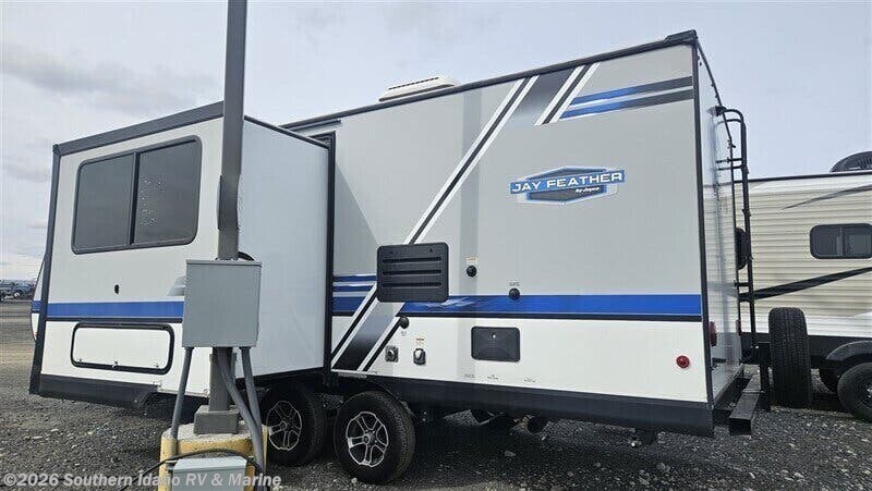 Used 2020 Jayco Jay Feather 23RBM available in Jerome, Idaho