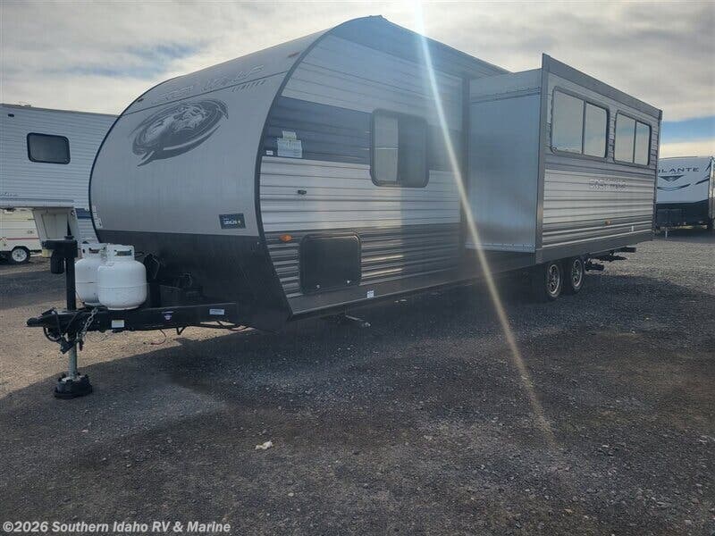 2022 Forest River Cherokee Grey Wolf T26DBH - Used Travel Trailer For Sale by Southern Idaho RV & Marine in Jerome, Idaho