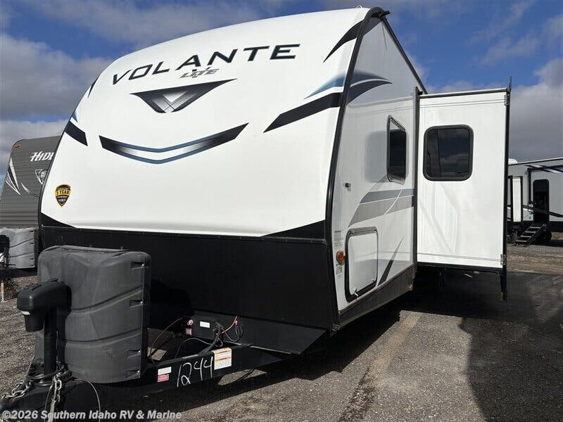 2022 Volante 32SB by CrossRoads from Southern Idaho RV & Marine in Jerome, Idaho