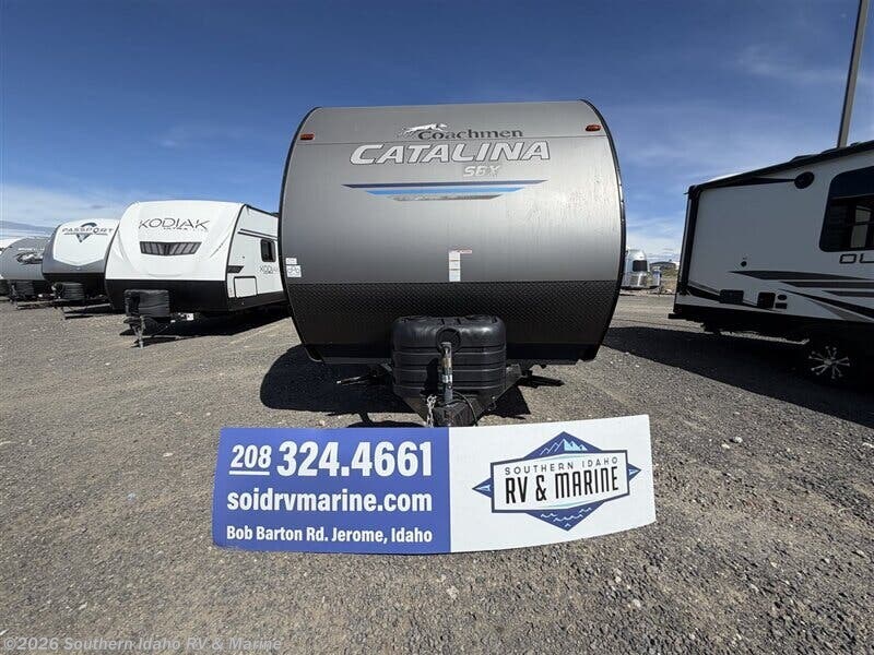 2019 Forest River COACHMEN CATALINA 261BHS - Used Travel Trailer For Sale by Southern Idaho RV & Marine in Jerome, Idaho