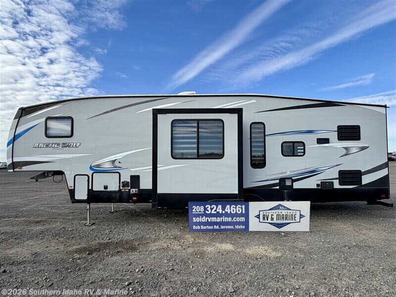 Used 2020 Forest River Cherokee Arctic Wolf 311M available in Jerome, Idaho