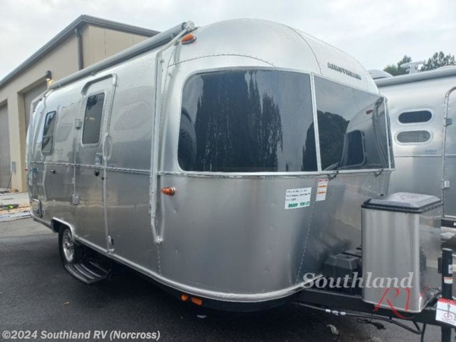 New 2022 Airstream Bambi 22FB available in Norcross, Georgia