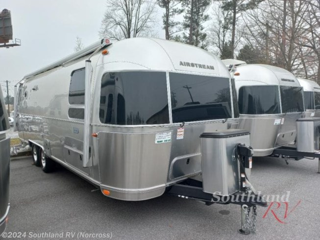 New 2023 Airstream Globetrotter 27FB Twin available in Norcross, Georgia