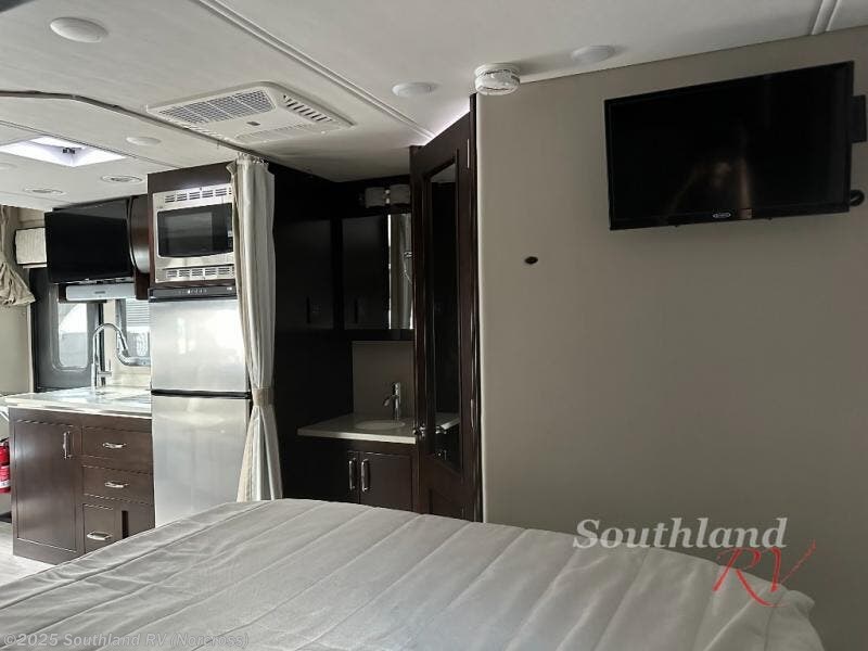 2024 Renegade Vienna 25FWC RV for Sale in Norcross, GA 30071 ATL6073