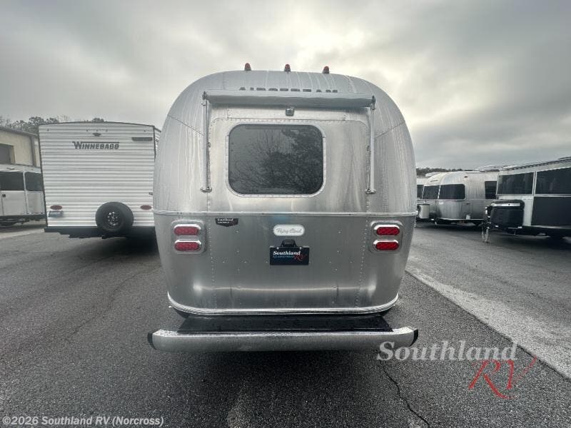 New 2026 Airstream Flying Cloud 23FB Twin available in Norcross, Georgia