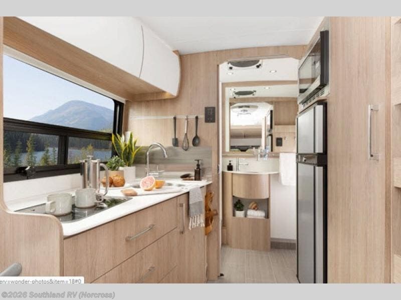 2020 Wonder 24FTB by Leisure Travel from Southland RV in Norcross, Georgia