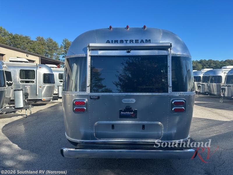 New 2026 Airstream Globetrotter 25FB Twin available in Norcross, Georgia